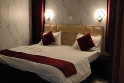 Yellow Divine Stay Near Baglamukhi, Kangra