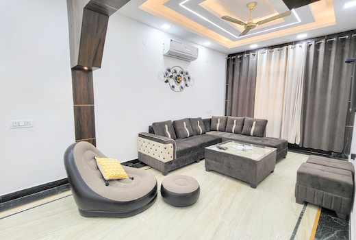 3 BR Home Paschim Vihar Nr Action Balaji Hospital by Vacationbuddy 