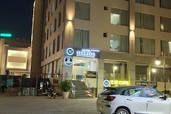 HOTEL  HELIOS CHANDIGARH, Zirakpur