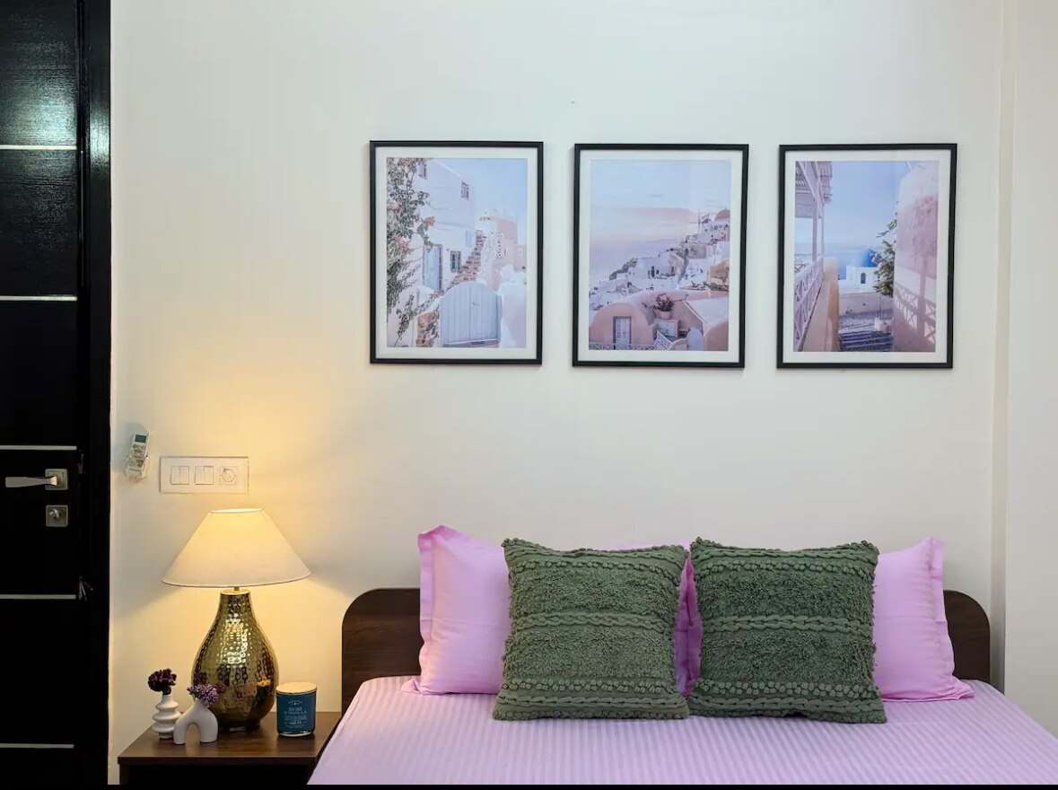 The Lush Homes Sukhdev Vihar - Tap to explore photos