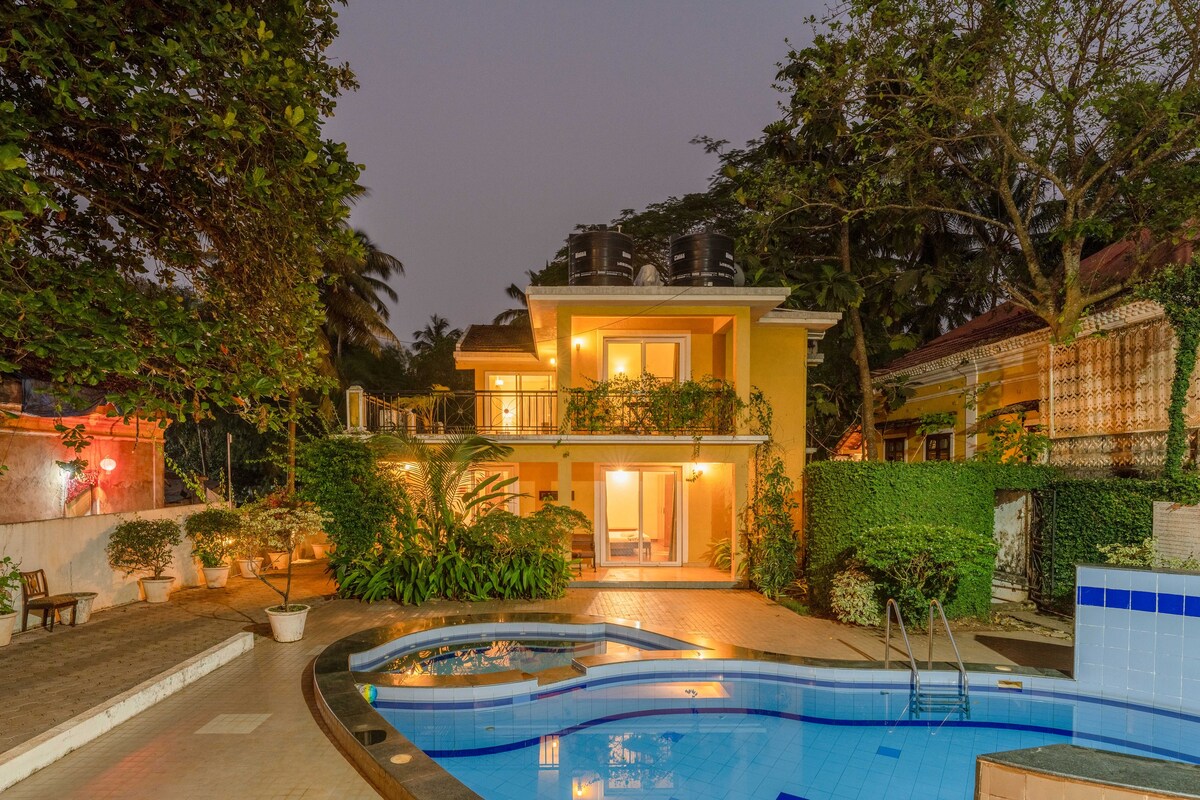 Humble Rock Blue and Yellow 3 BHK Villas Candolim - Tap to explore photos