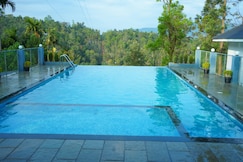 Vythiri Retreat Villa | Infinity Pool, Wayanad