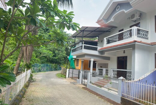 Backpacker s hostel Goa just  500 Per person
