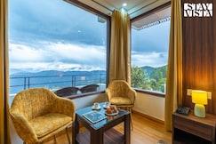 StayVista at The Hush Escape, Arki