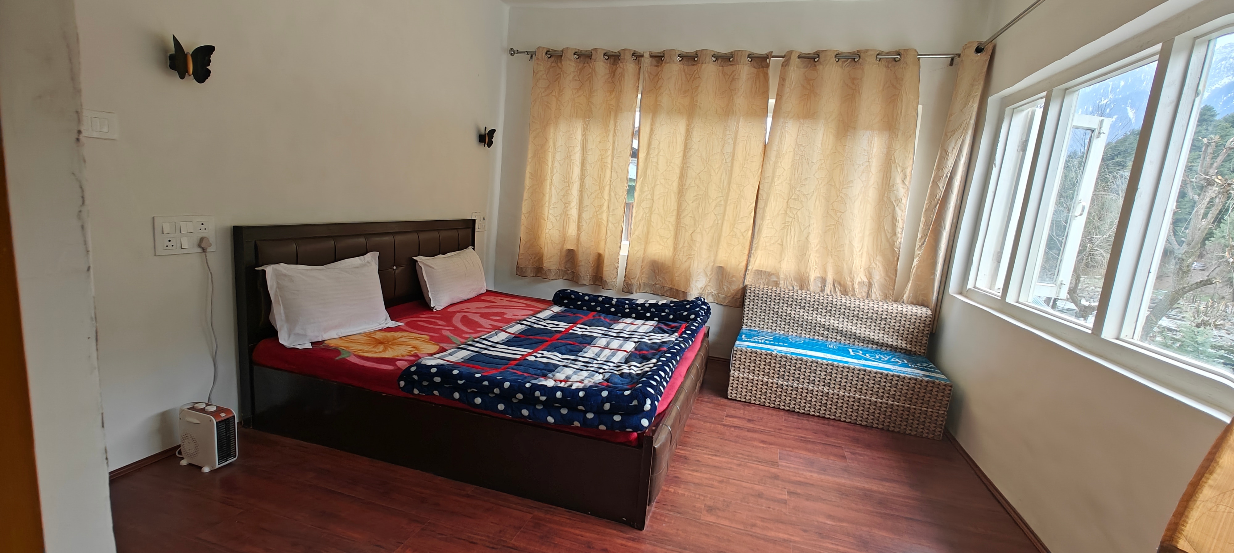 Beach Resort Pahalgam - Tap to explore photos