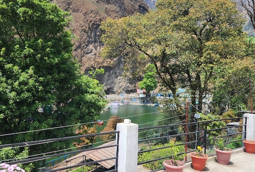 Manohar Guest House | Lake View