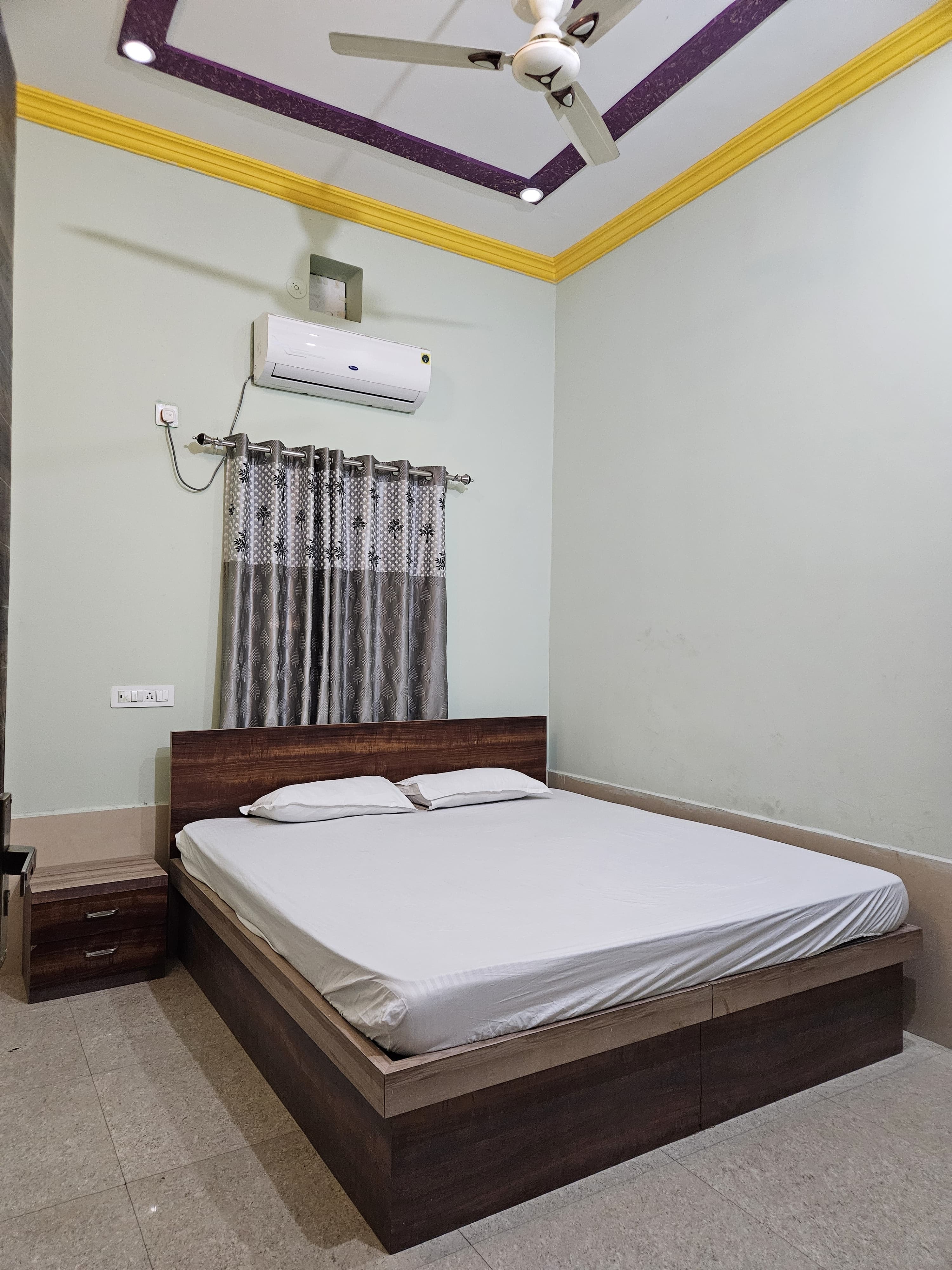 Hotel Relax Inn Sikar - Tap to explore photos