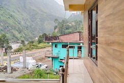 Relax Inn, Bir Billing