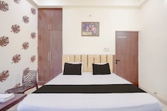 SPOT ON The Royal Inn, Varanasi