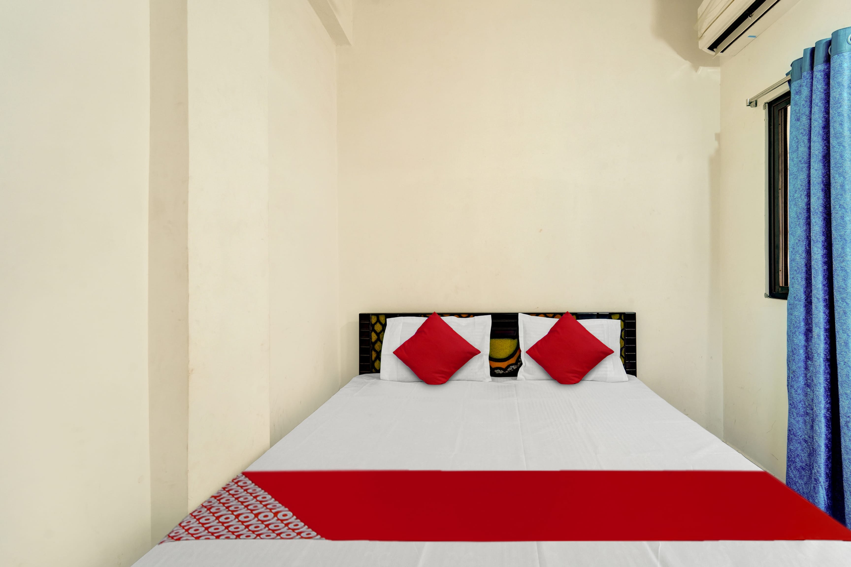 Hotel O Residence Inn Guest House - Tap to explore photos