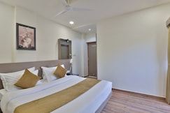 HOTEL TGR ROOMS, Anand