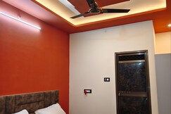 Shri raghunatham home stay, Ayodhya