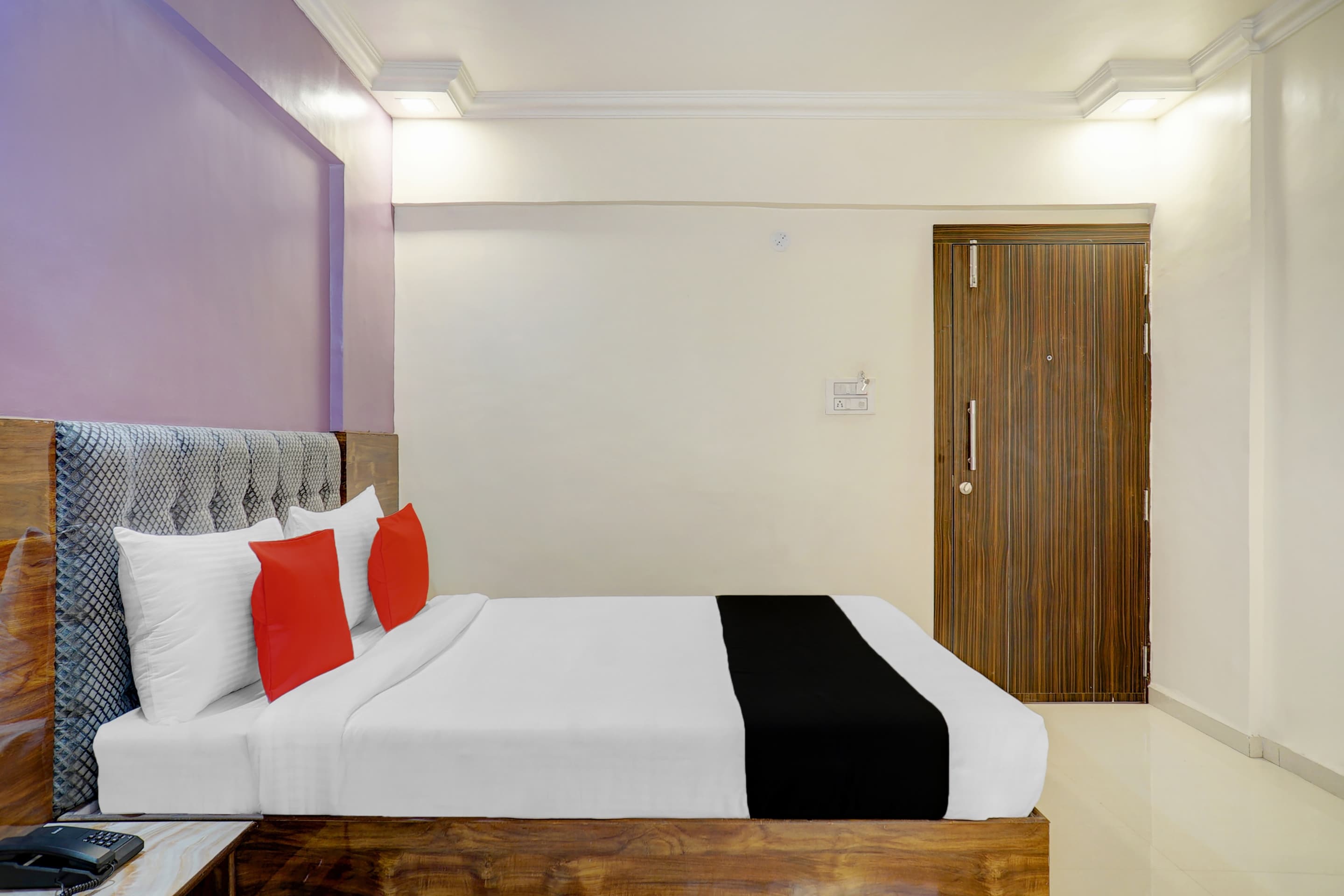 Hotel O Kohinoor Residency - Tap to explore photos