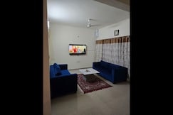 3BHK Row House in MR10 - A Peaceful Indore Stay, Indore
