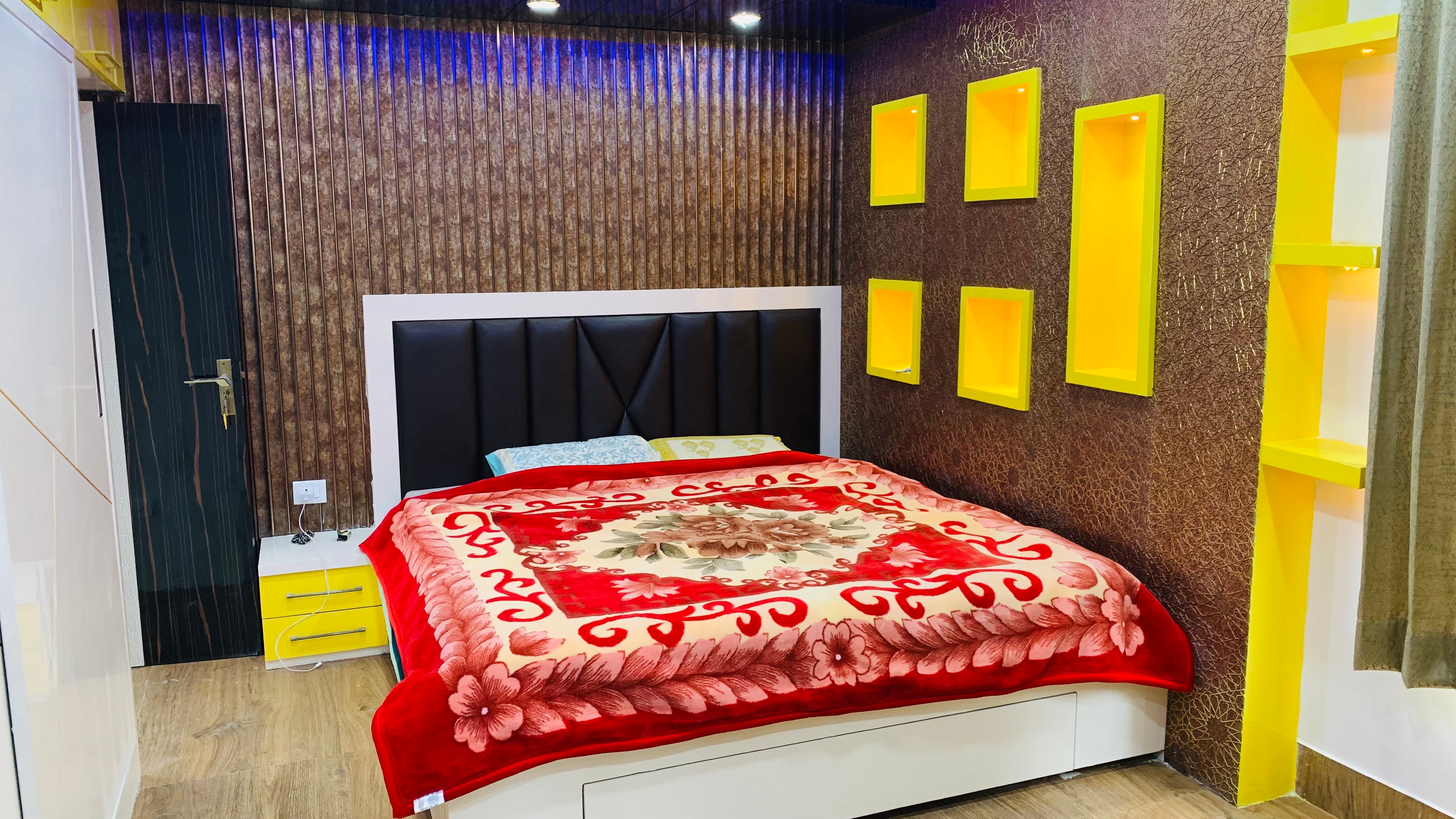 10Lucky Homestay - Tap to explore photos