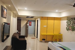 Hotel D Grand, Madurai