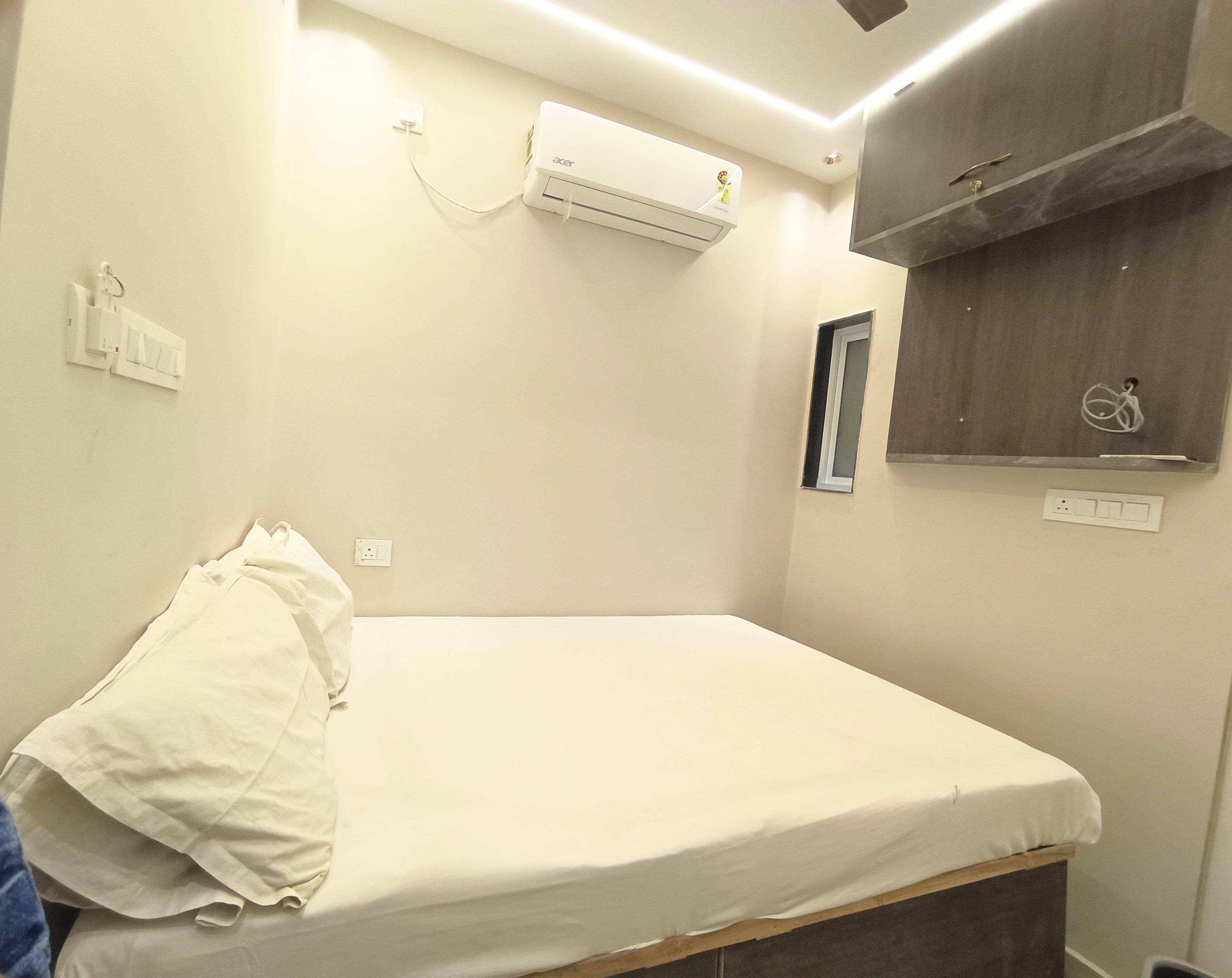 Shree Murlidhar Residency - Tap to explore photos