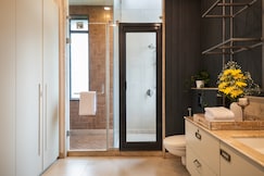 180 degree sea view infinity pool sea view morjim, Goa