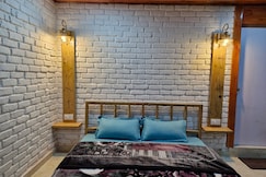 Elite Peak Inn Comfortable Stay, Mussoorie