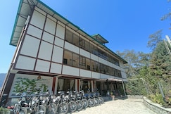 Hotel 100 Petals - Gangtok 12 mins from MG Marg, Gangtok
