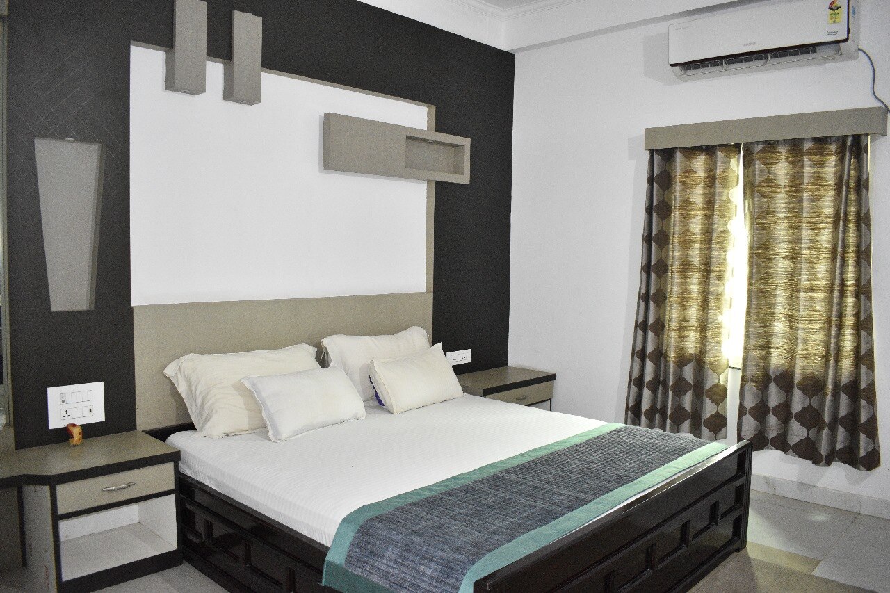 Mayur Hotel - Tap to explore photos
