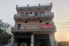 Hotel O HEAVEN HOTEL, Ghaziabad