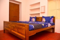 HOTEL R HOMESTAY, Markapur