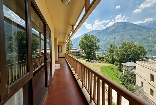 Riverbend Retreat 1BHK Apartment by Homeyhuts - 2