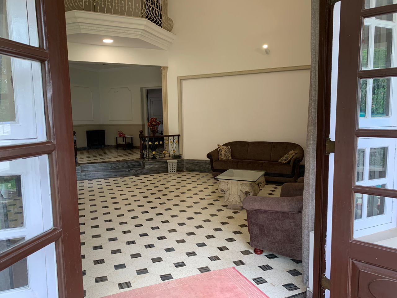 5BHK Silver Springs by Pranaam Stays - Tap to explore photos