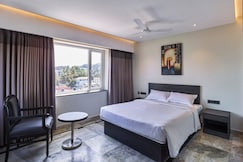 Ariya Nivaas - A Vegetarian Hotel, Thiruvananthapuram