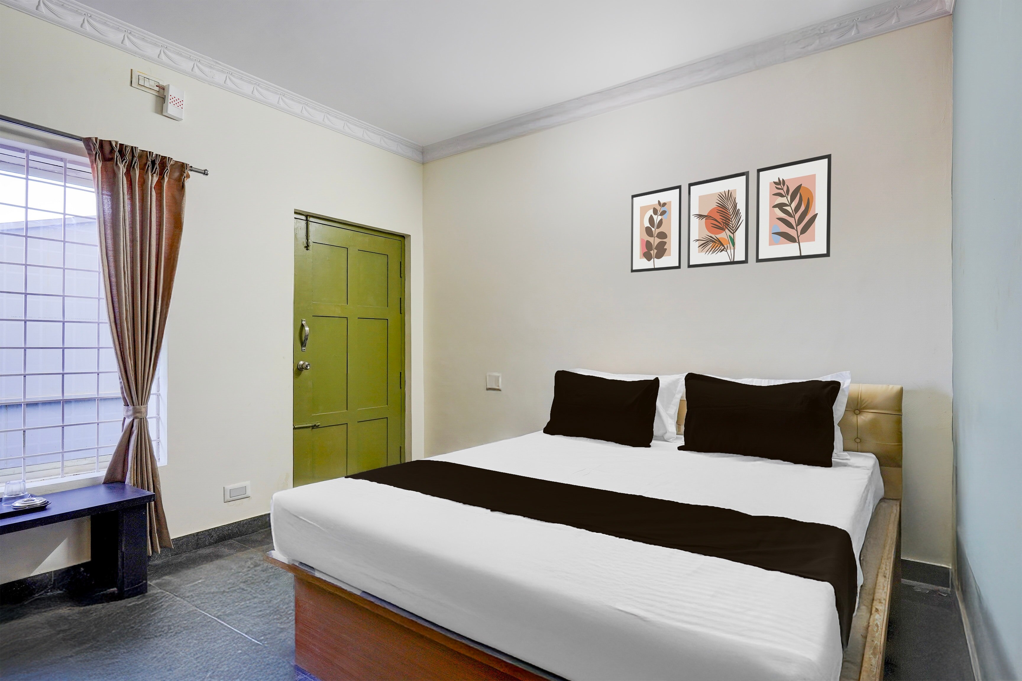 Hotel O Hoskote Malur - Tap to explore photos