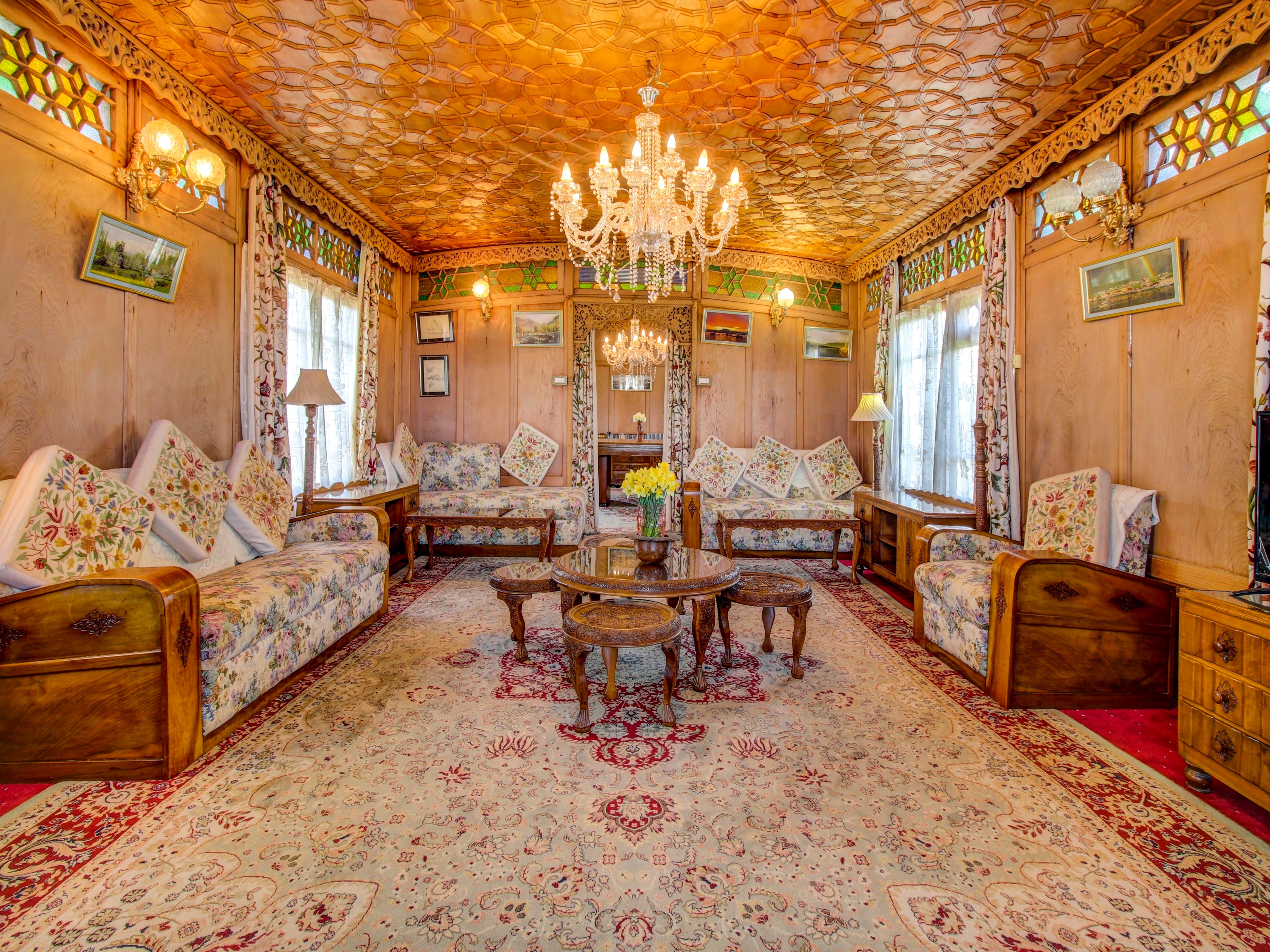 Shahnaaz Group Of Houseboats - Tap to explore photos