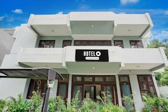 Hotel O Sector 21 Faridabad, Hapur