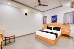 Collection O Eswar Grand Residency, Chennai