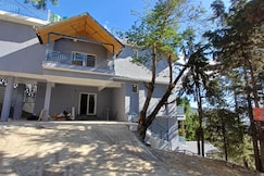 The Mukteshwar Inn Resort, Mukteshwar