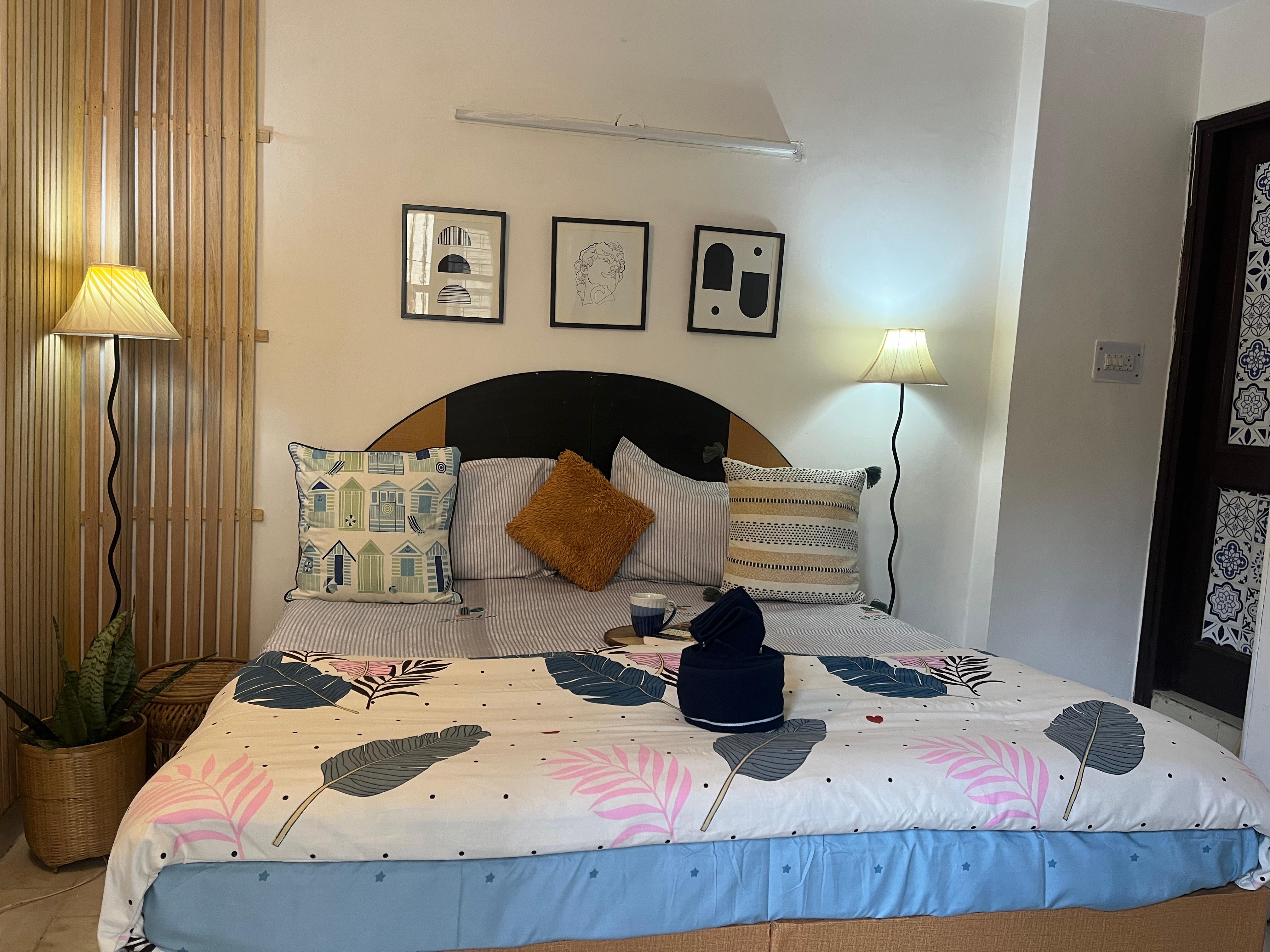 Cozy Corner at South Delhi - Tap to explore photos