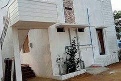 Vivek Homesta Hampi, Hampi