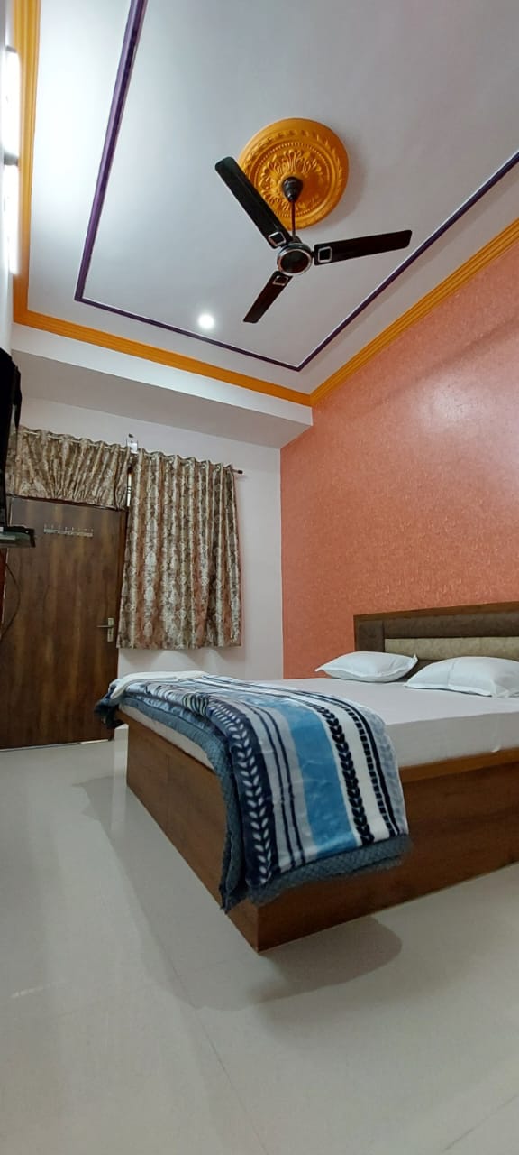 Sangam Hotel And Restaurant - Tap to explore photos