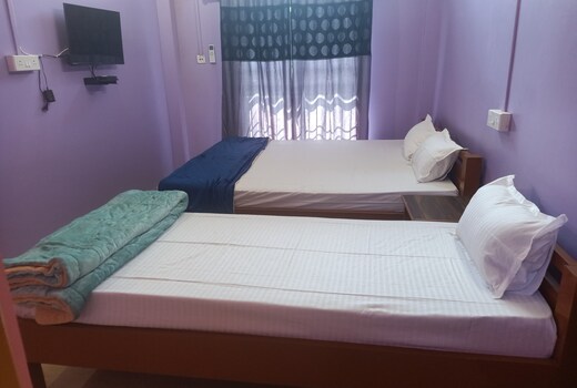 TEMPLE VIEW HOME STAY
