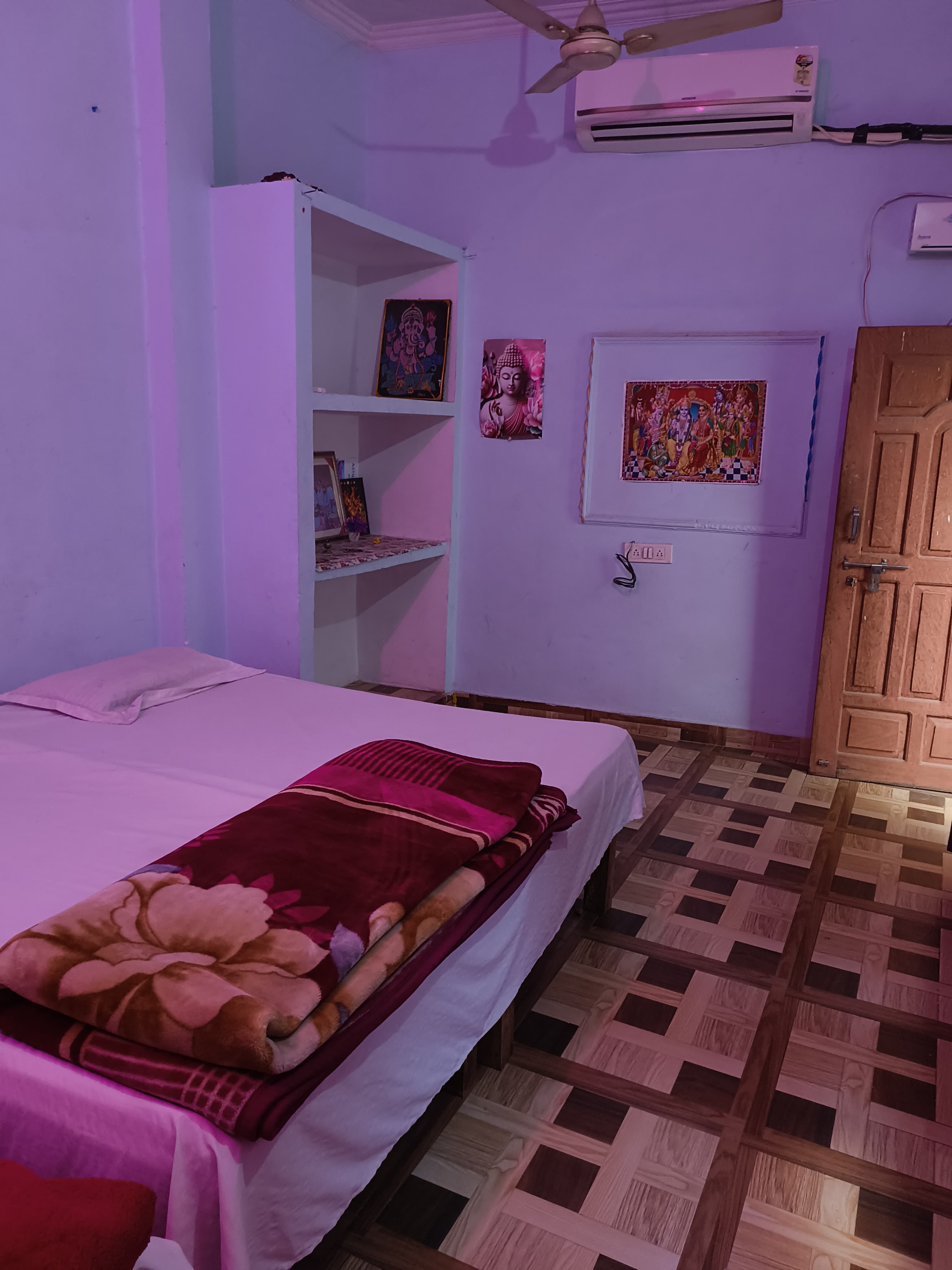 Aashtha homestay - Tap to explore photos