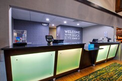 Hampton Inn & Suites Cleveland-Airport/Middleburg Heights, Lorain
