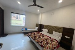 Hotel UV Inn, Amritsar