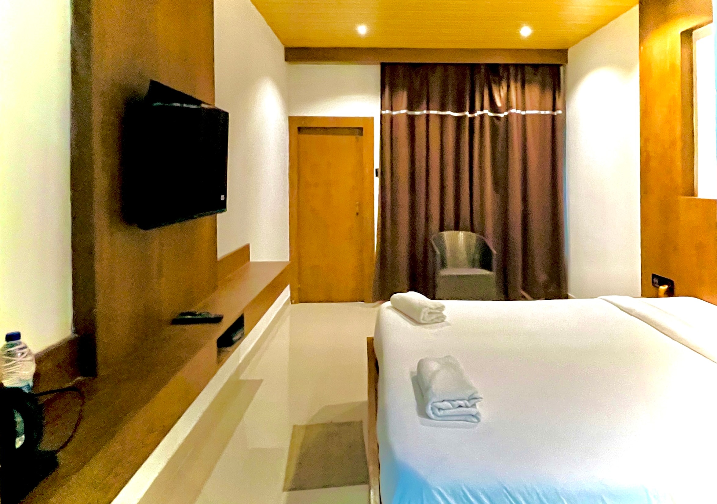 Kaziranga Eco Village Resort - Tap to explore photos