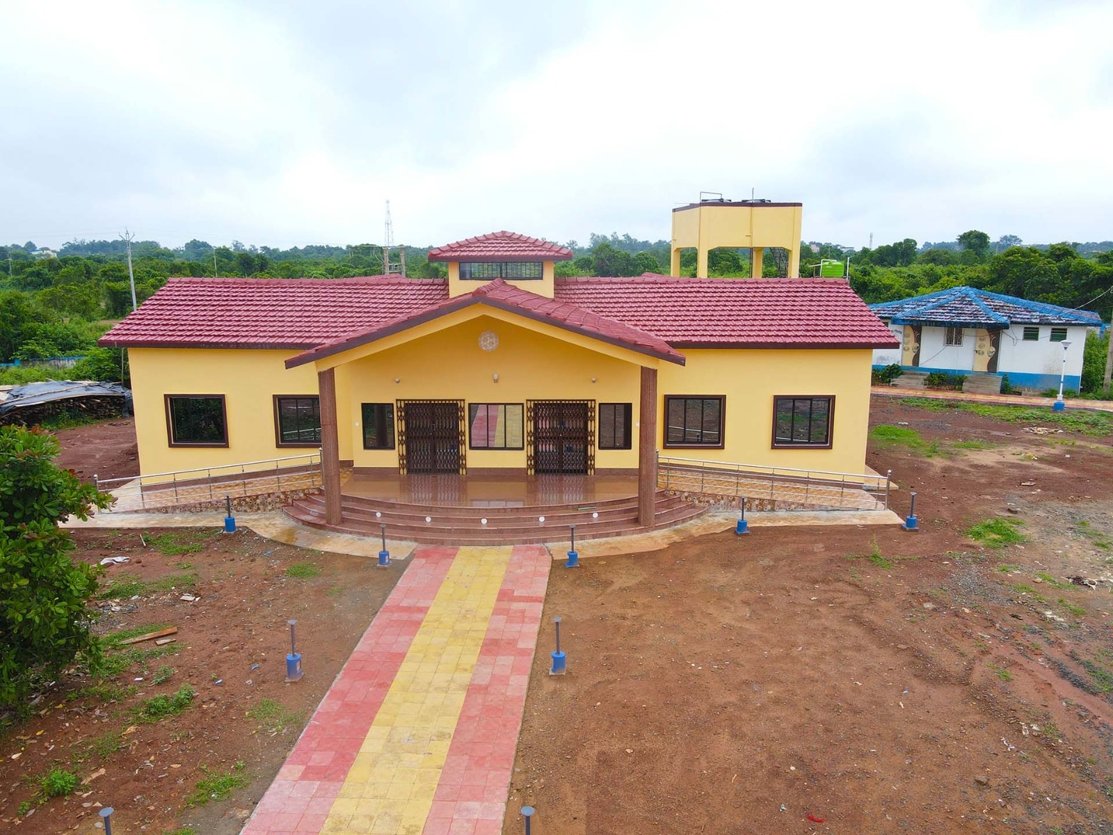 Gangani Resort Home Stay Tourism Picnic Garden - Tap to explore photos