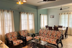 2bhk Family Stay Near Ruby Golpark, Kolkata