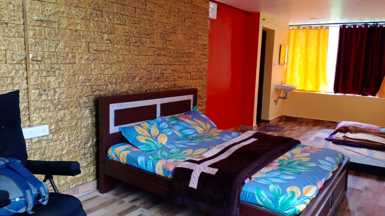 Best Glass House In Kodaikanal Homestay - Tap to explore photos