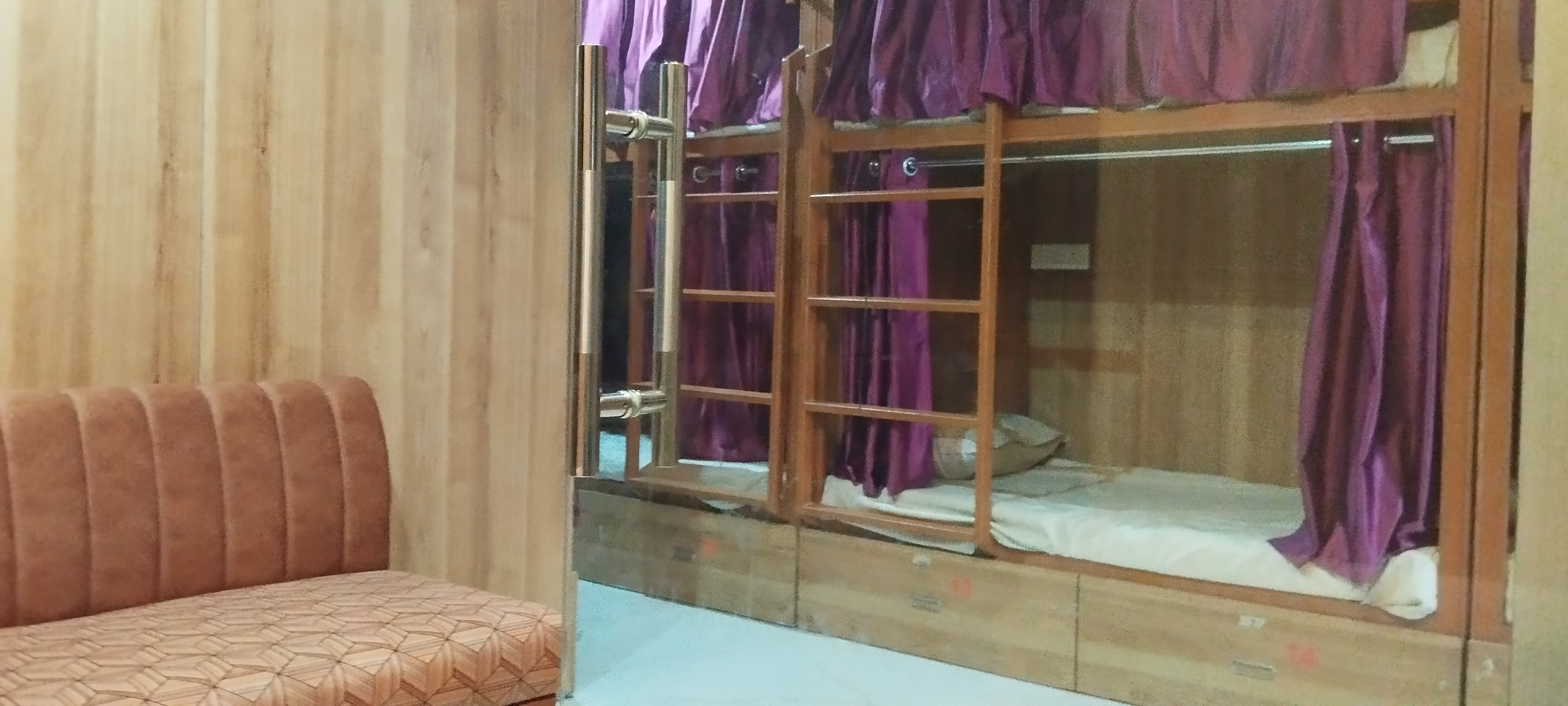 Shri Niketan Dormitory & residency - Tap to explore photos