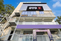 Hotel O Railway, Vadodara