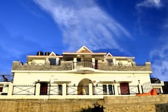 B's Hive, Kodaikanal