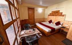 Private Peaceful Manali Stay | Wi-Fi | Cozy Room (307)